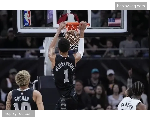 马刺内线冲击频率联盟前列，文班亚马空间属性为突破创造通道